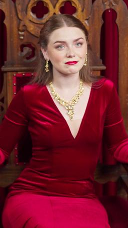 Ratu Serigala Bangkit dari Abu episode 35