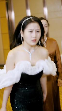 高手下山五個師姐寵上天 episode 61