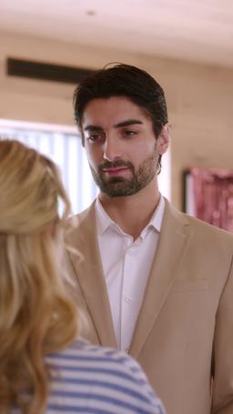 Una Reina Nunca Llora episode 13
