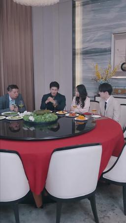 破產後我成了死對頭的秘書 episode 58