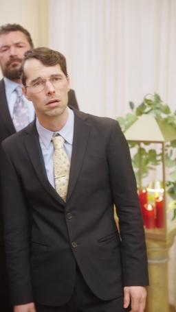Após o Divórcio, Minha Ex-Esposa Virou uma Bilionária episode 53