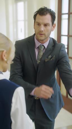 Após o Divórcio, Minha Ex-Esposa Virou uma Bilionária episode 3