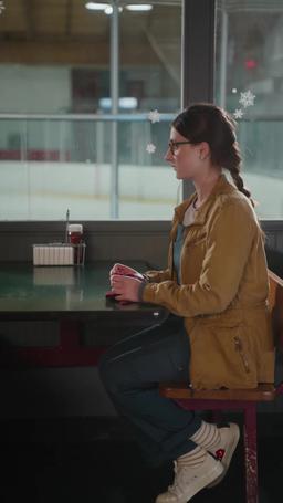 La Vierge Strip-teaseuse et la Star du Hockey episode 45