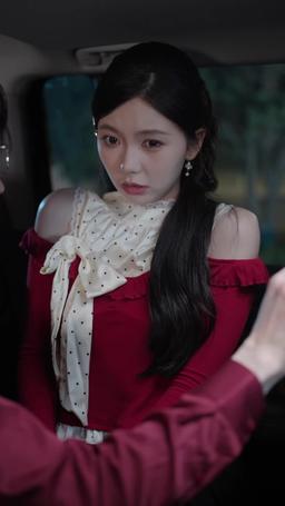 Penjahat Wanita Jadi Kesayangan Semua Orang episode 41
