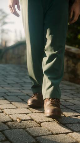 L'Homme qui Tenait les Clés d'Or episode 1