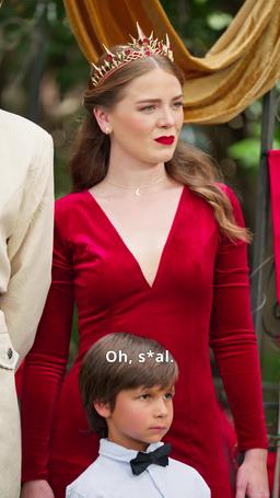 Ratu Serigala Bangkit dari Abu episode 74