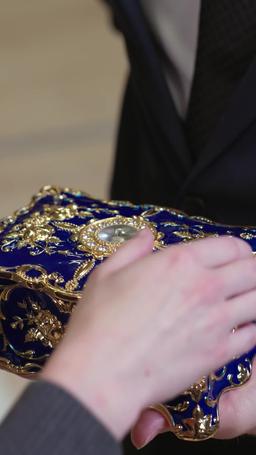 ابنة الظل والثراء episode 12