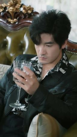 咬紅唇 episode 60