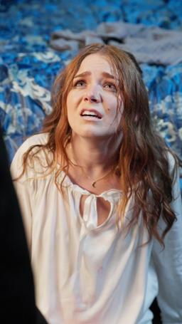 Ratu Serigala Bangkit dari Abu episode 3