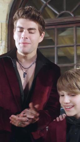 Como Beijar um Vampiro episode 65