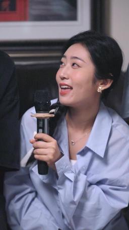 總裁，您的夫人是村花 episode 13