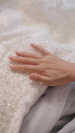 After Being Reborn, I Got Married to My Ex-boyfriend’s Uncle episode 5