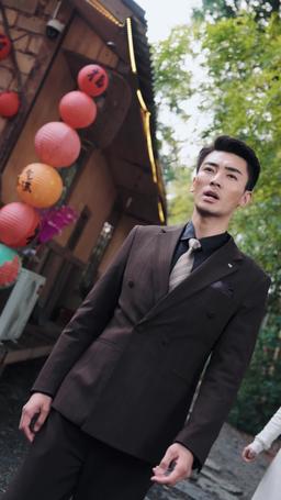 Sewa Pacar Palsu,  Ternyata Dia CEO Rahasia?! episode 11