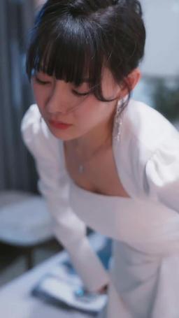 咬紅唇 episode 32