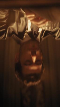 Sucumbindo ao Meu Chefe Perigoso trailer