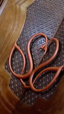 صراع الجليد والنار episode 33