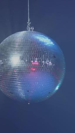 A Stripper Virgem e o Astro do Hóquei episode 8