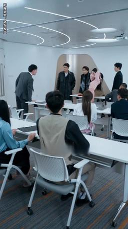 Surrounded by Heirs episode 84