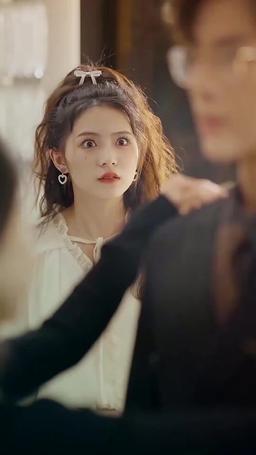 強勢鎖婚，傲嬌總裁別想跑 episode 60