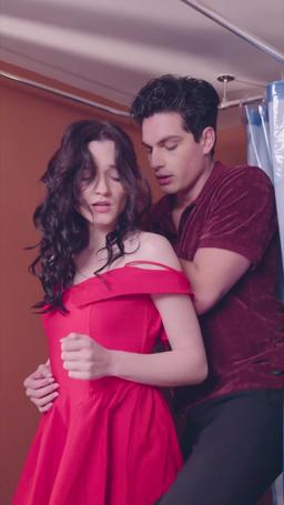 Rahasia Kelam Kakak Tiriku episode 15