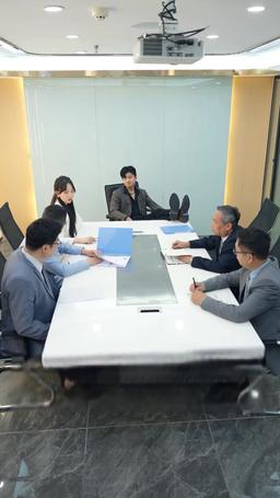 婚淺情深之總裁的天價前妻 episode 76