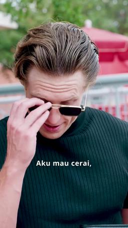 Cinta, Perceraian, dan Kontrak Terlarang trailer