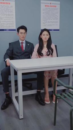 踹翻渣男後，首富千金馬甲藏不住了 episode 98