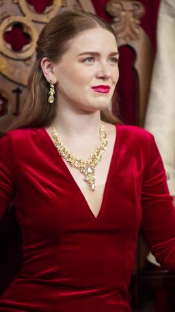 Ratu Serigala Bangkit dari Abu episode 45