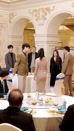 新婚夜，傻子老公抱緊我 episode 44
