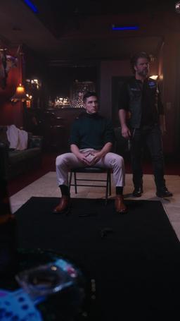 Uang, Senjata, dan Natal yang Tak Terlupakan episode 33