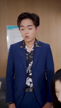 Rewriting Destiny: An Heiress's Comeback episode 49
