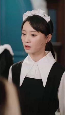 Wait, I'm the Leading Actor's First Love? episode 13