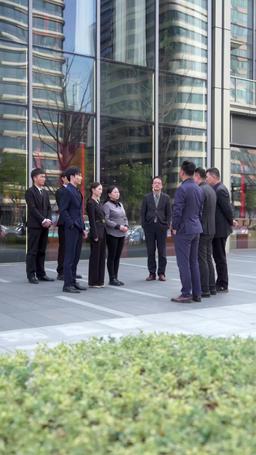 攤牌了，團寵千金她不裝了 episode 64