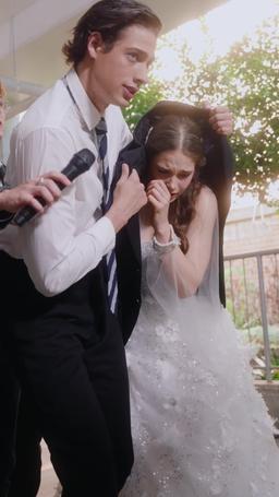 Um Amor Proibido nos Hamptons: O Irmão da Minha BFF episode 42