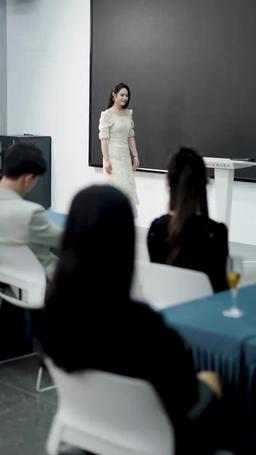 重生後，我虐哭三個哥哥 episode 9