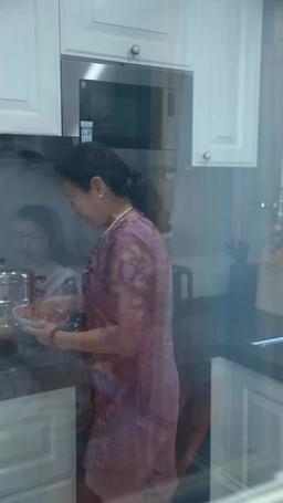 殘疾大佬掐腰吻 episode 44