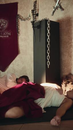 Takdirku Terikat Musuh Serigala episode 5