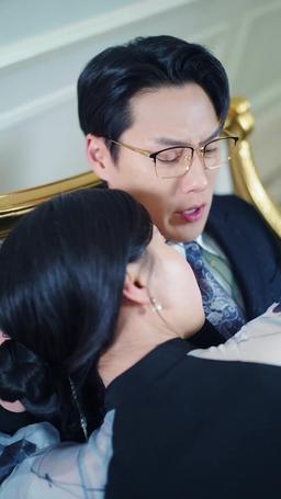 Clinging to My Alpha Mom episode 12