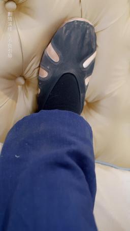 被讀心的我成了團寵少爺（原名：偷聽真少爺心聲三個姐姐追著寵） episode 10