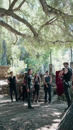 Takdirku Terikat Musuh Serigala episode 8