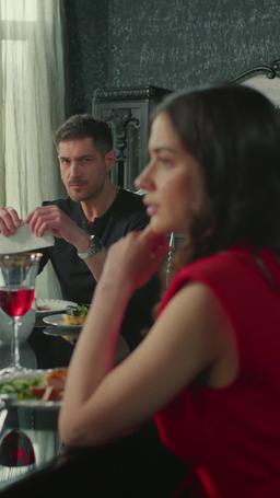 المرأة التي أشعلت فتيل الحرب episode 32