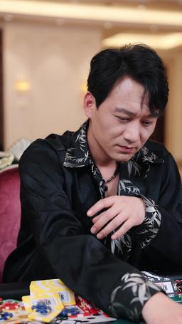 Raja Judi Tanpa Mahkota episode 15