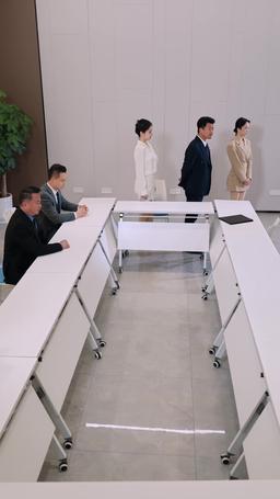 [Versi Dub] Pendamping Dewasa yang Misterius episode 49