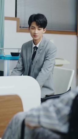 被渣後我閃婚了千億總裁 episode 51