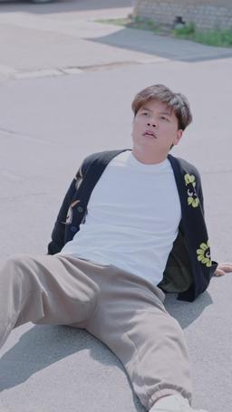 閃婚成寵首富大佬愛上我 episode 59