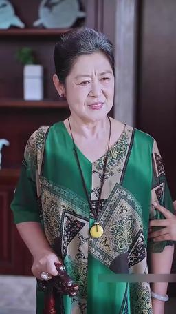 The Substitute Wife is a Hidden Heiress episode 13
