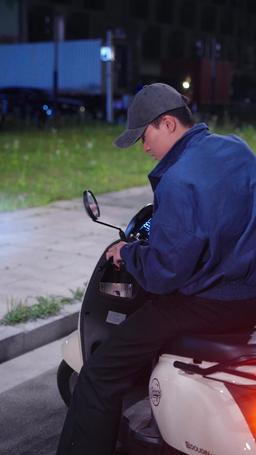 母憑子貴後被老闆全家寵上天 episode 44