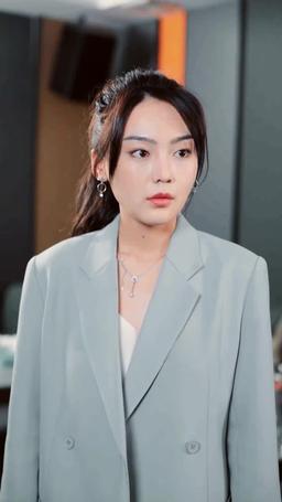 踹翻渣男後，首富千金馬甲藏不住了 episode 27