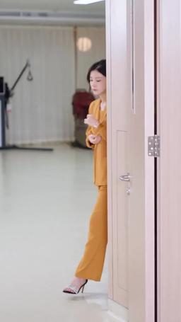 Nyonya, Suamimu Nggak Tahan Lagi episode 50