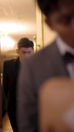 她死後薄爺跪在墓碑前哭成狗 episode 53